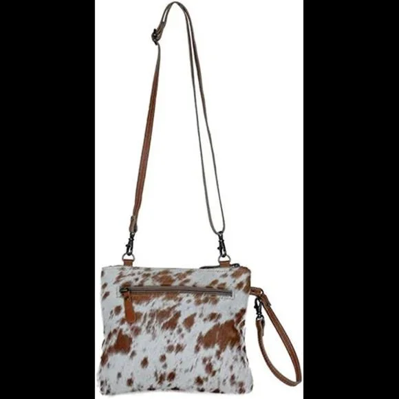 HANDMADE Small Zip Top Brown Cowhide Shoulder Bag - Picture 3 of 7